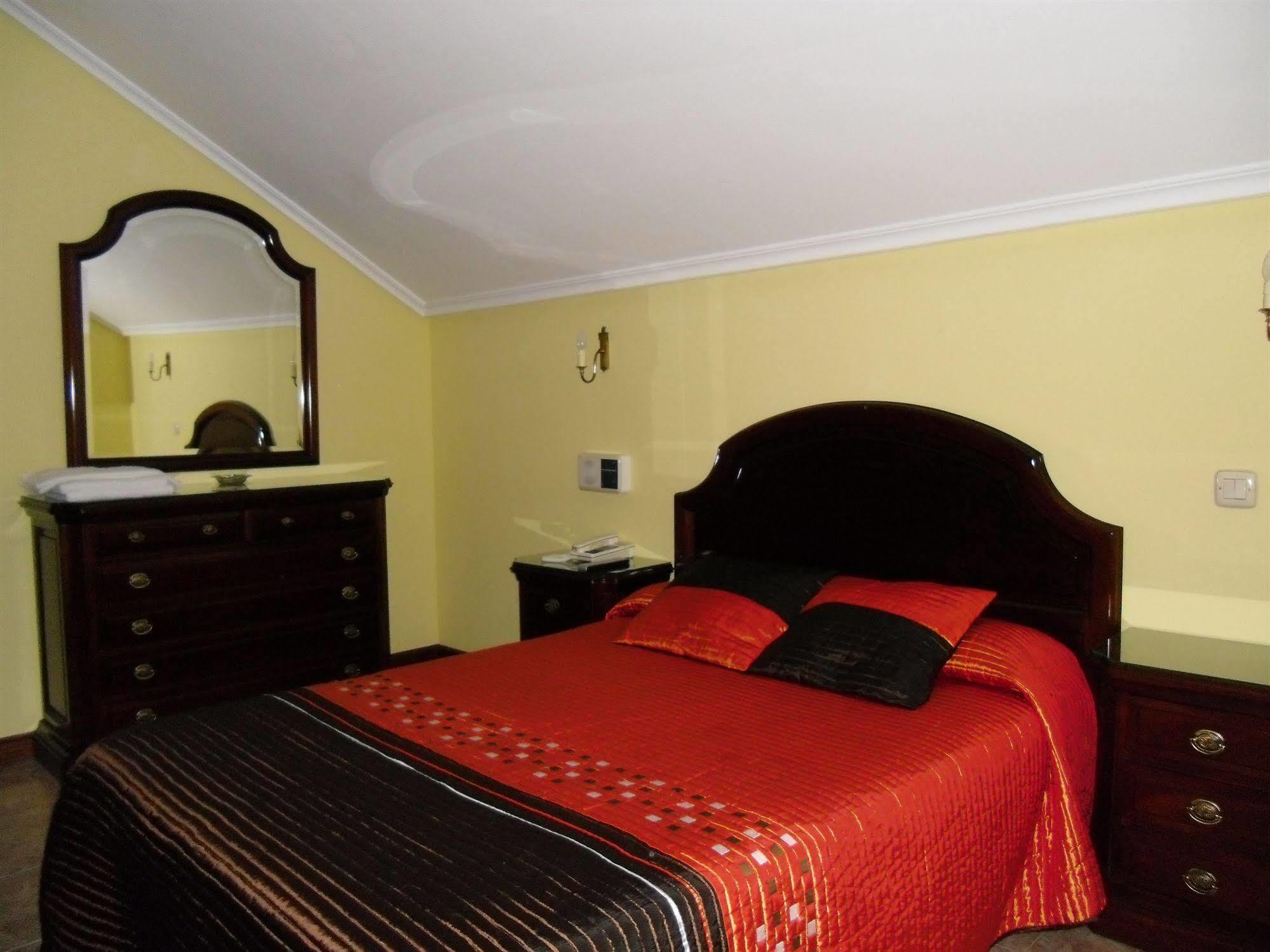 Hotel Noray ซาน บีเซนเต เด ลา บาร์เกรา ภายนอก รูปภาพ